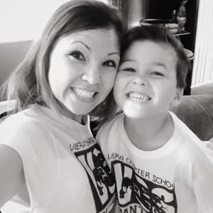 Meet your Posher, Kassandra